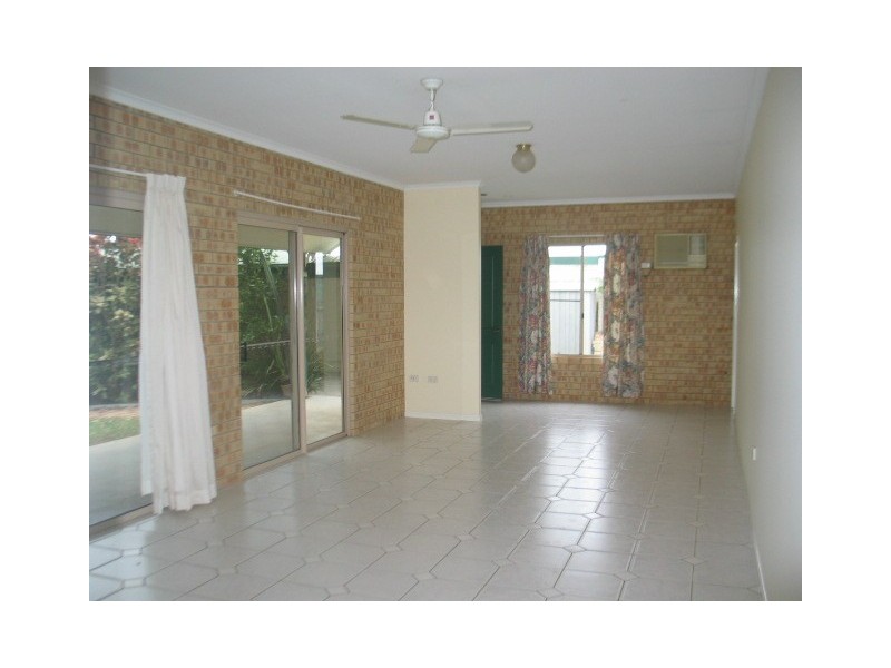 27 Rainy Mountain Place, Smithfield QLD 4878