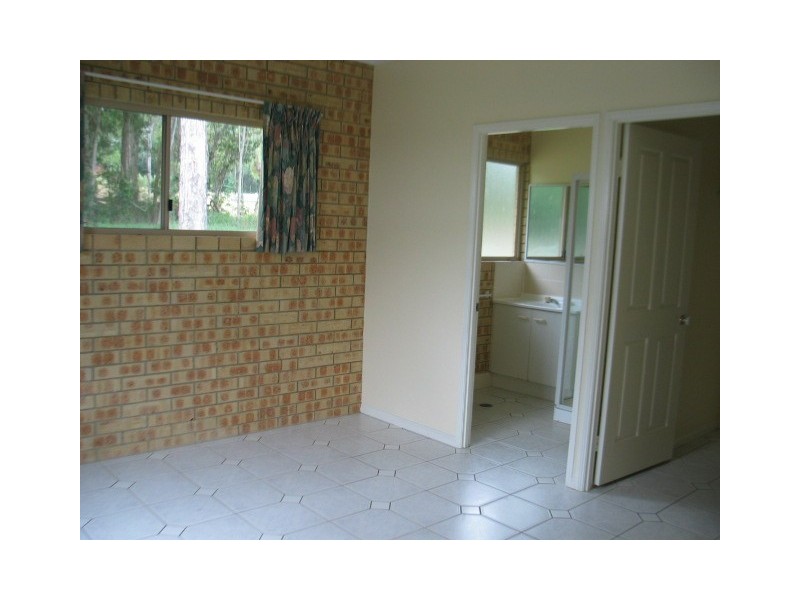 27 Rainy Mountain Place, Smithfield QLD 4878