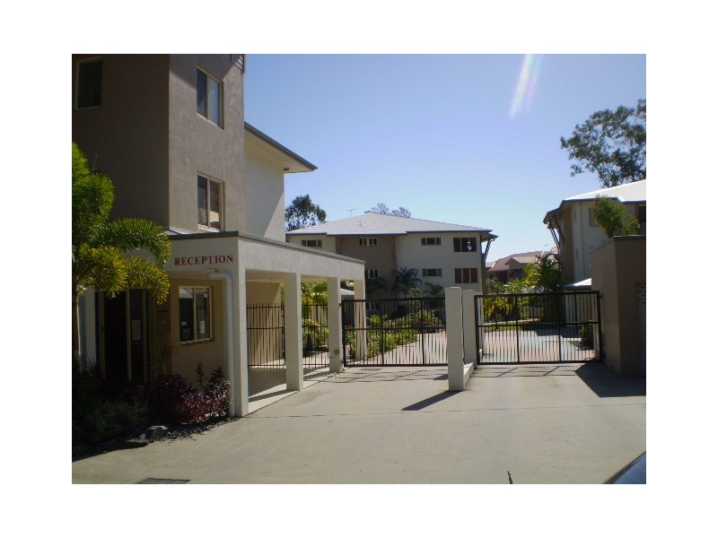 37/1804 Clifton Rd, Clifton Breezes Apts, Clifton Beach QLD 4879