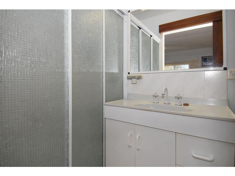 12 BAINES STREET, Clifton Beach QLD 4879