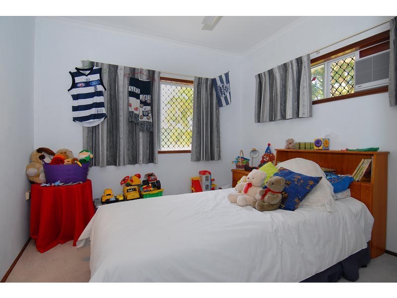 12 BAINES STREET, Clifton Beach QLD 4879