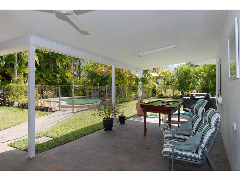 12 BAINES STREET, Clifton Beach QLD 4879