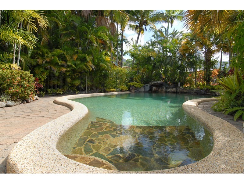 12 BAINES STREET, Clifton Beach QLD 4879