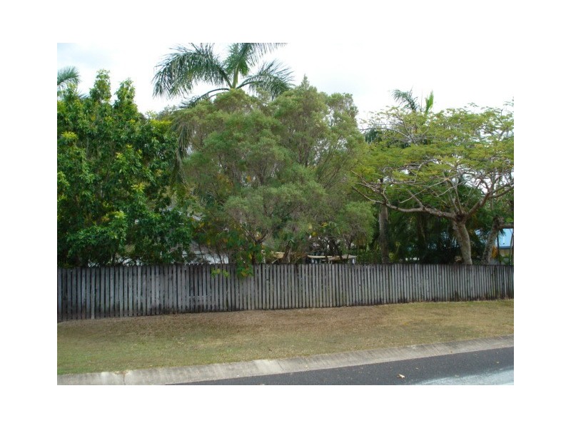Kewarra Beach QLD 4879