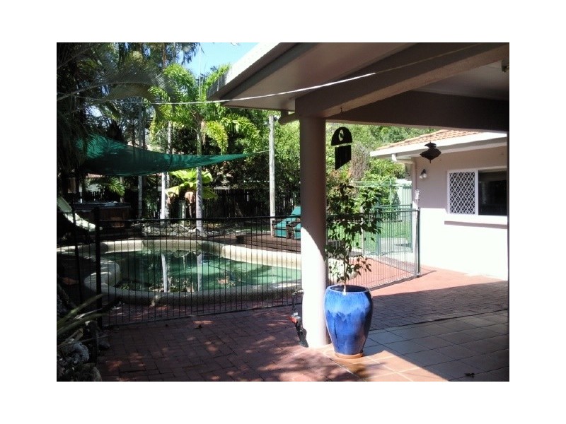 Clifton Beach QLD 4879