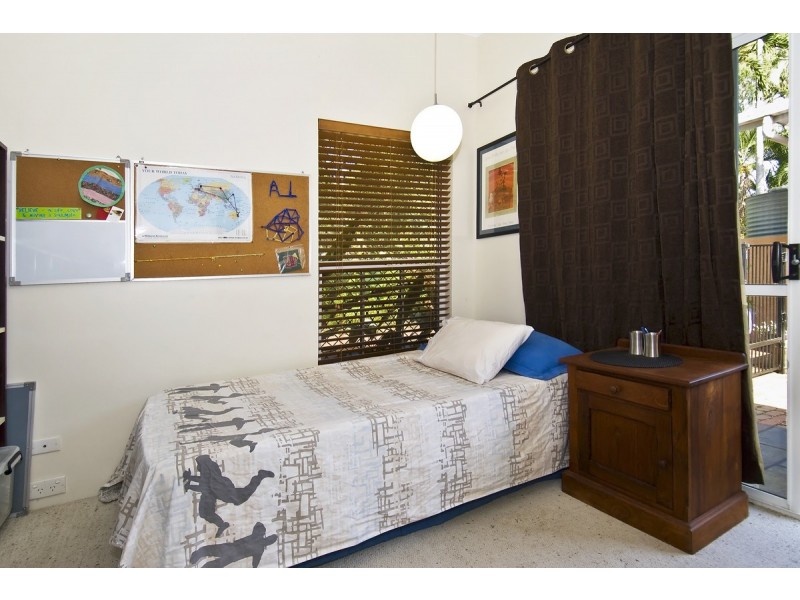 Clifton Beach QLD 4879