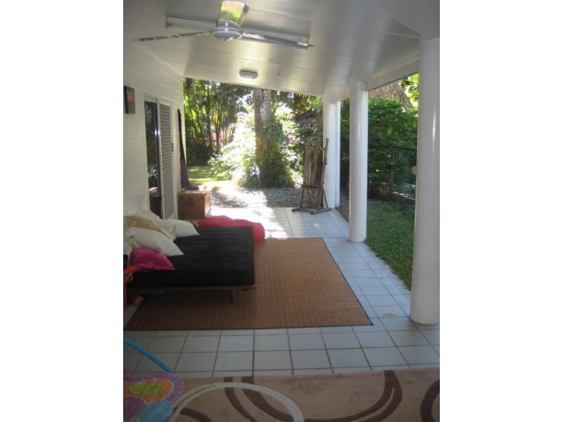 6 Legret Close, Clifton Beach QLD 4879