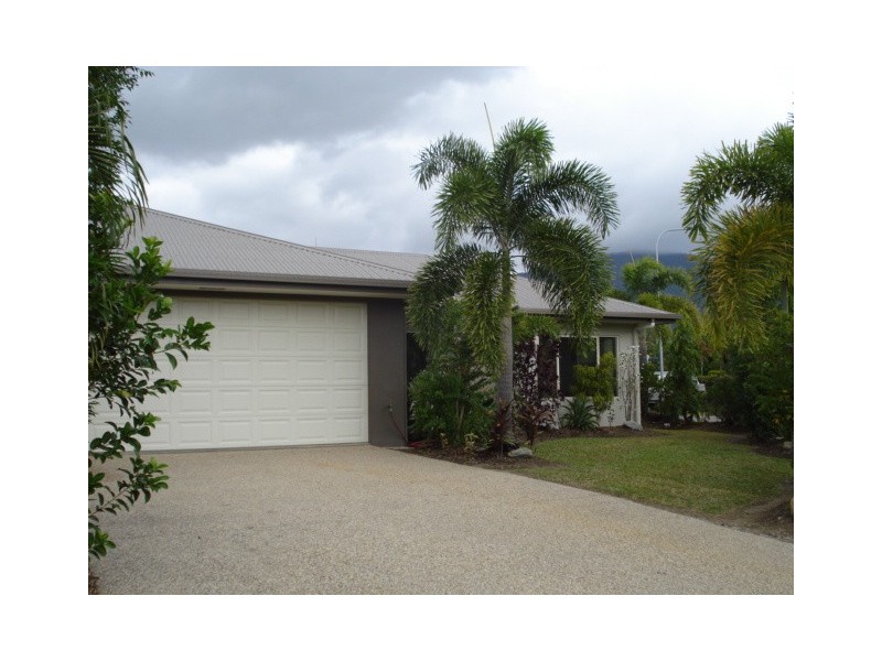 1 Cooya Street, Kewarra Beach QLD 4879