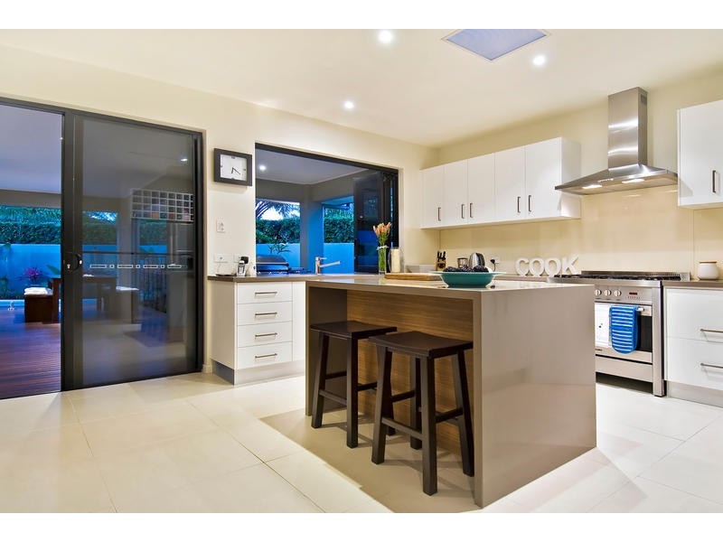 2 MYALUP CLOSE, Kewarra Beach QLD 4879