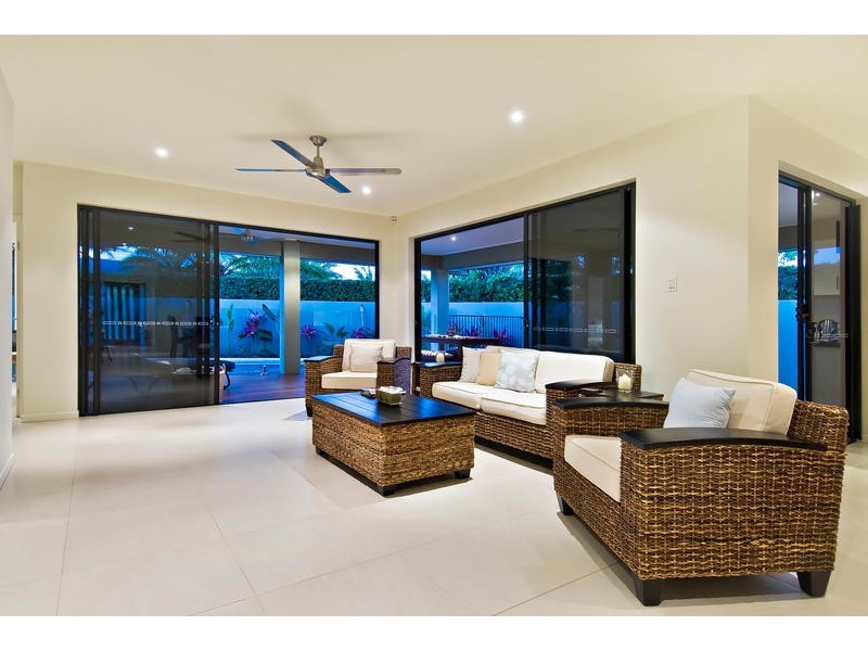 2 MYALUP CLOSE, Kewarra Beach QLD 4879