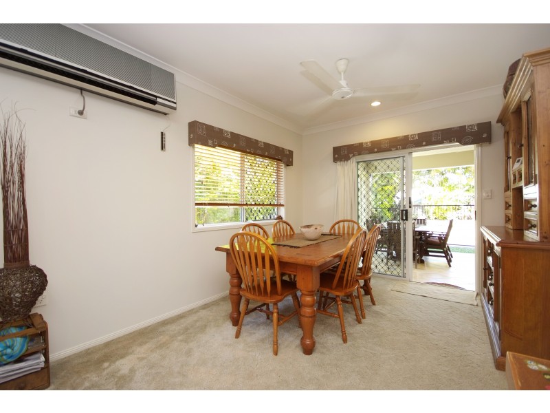 6 PELLOWE STREET, Clifton Beach QLD 4879
