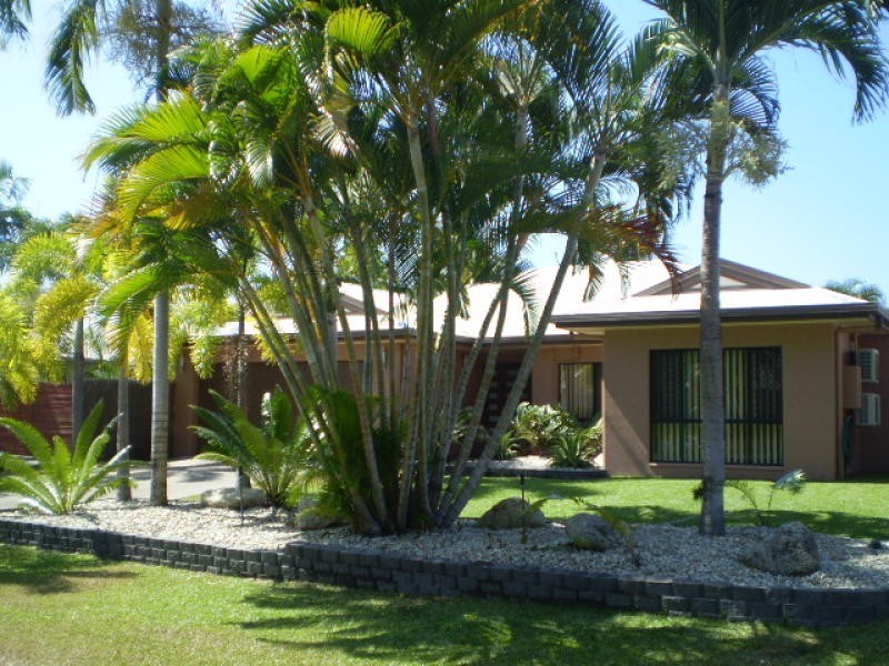 14 CASTAWAYS CLOSE, Kewarra Beach QLD 4879