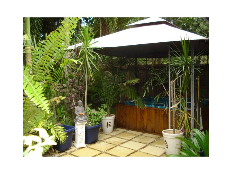 6 Ellis Close, Kewarra Beach QLD 4879