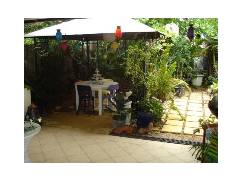 6 Ellis Close, Kewarra Beach QLD 4879