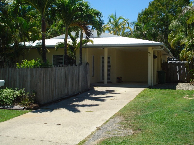 Kewarra Beach QLD 4879