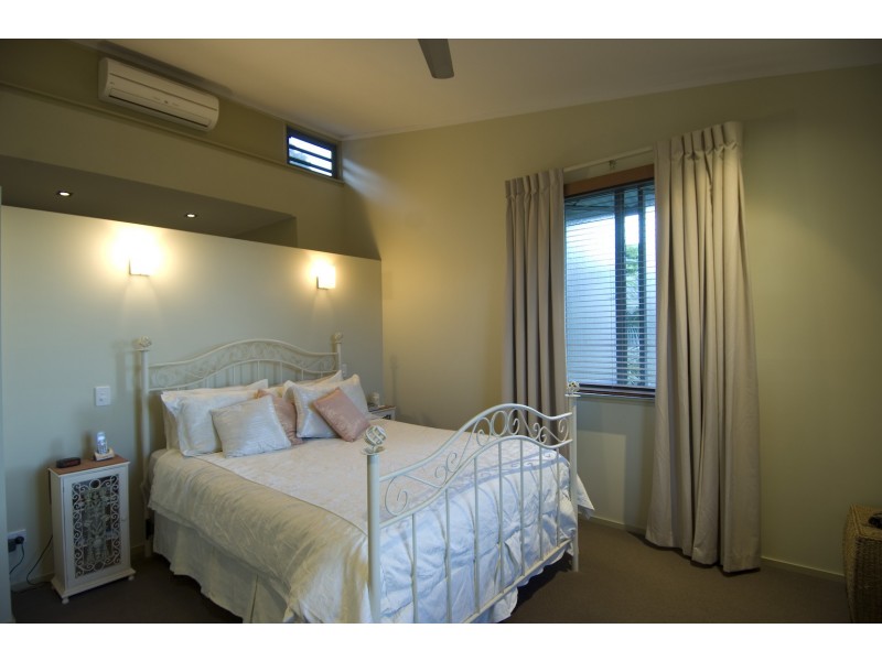 3 Knott Court  WHITFIELD, Cairns QLD 4870