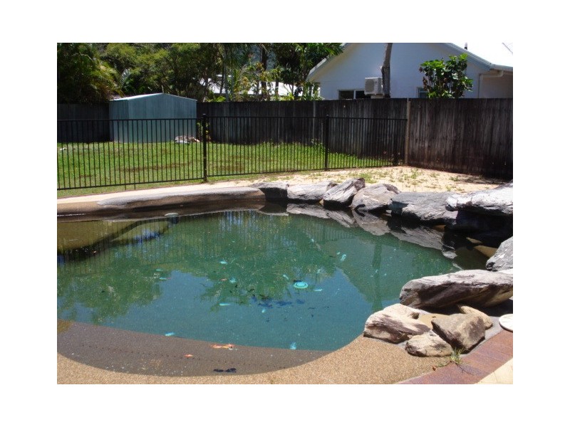 Kewarra Beach QLD 4879