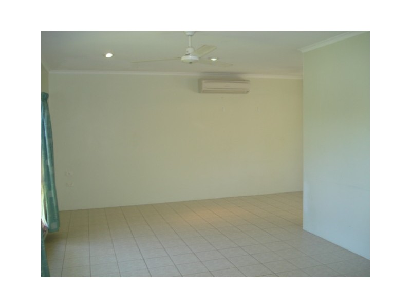 Kewarra Beach QLD 4879