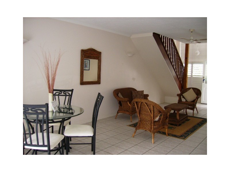 5/70-72 CEDAR ROAD, Palm Cove QLD 4879