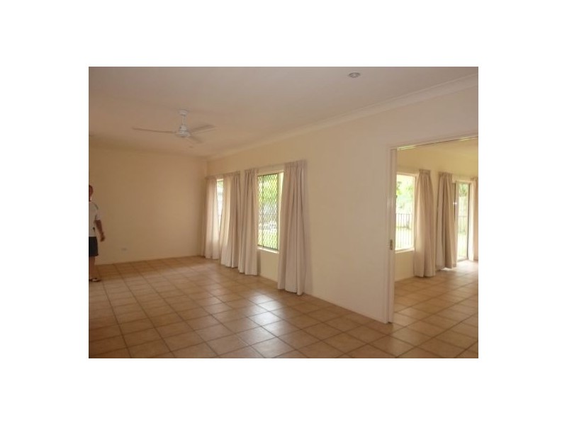 30 Dolphin Close, Kewarra Beach QLD 4879