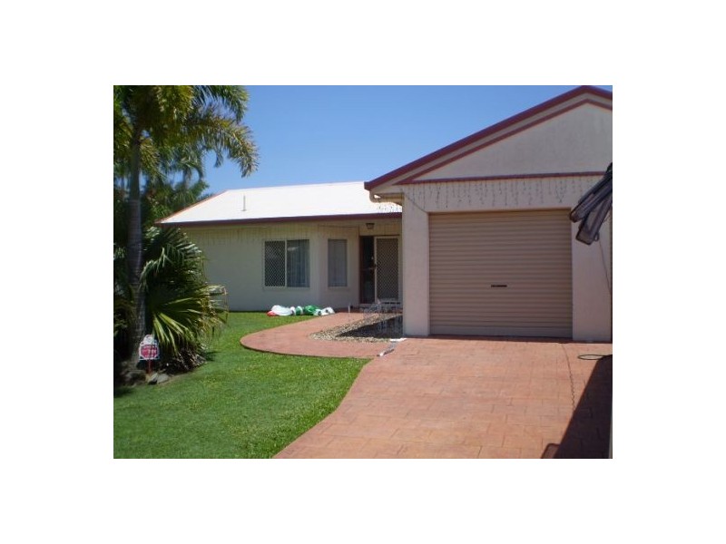 30 Dolphin Close, Kewarra Beach QLD 4879