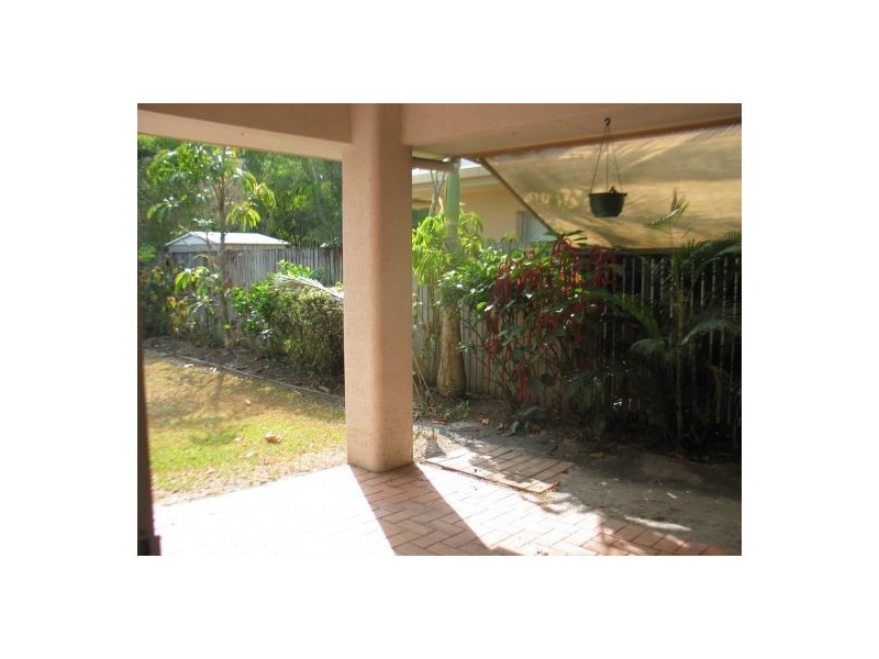 35 DOLPHIN CL, Kewarra Beach QLD 4879