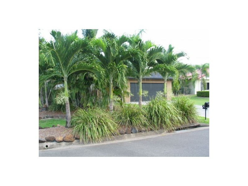 4 CRONULLA CL, Kewarra Beach QLD 4879