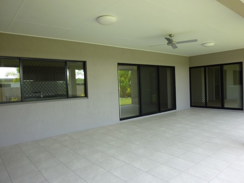 5 EDGE CLOSE, Kewarra Beach QLD 4879