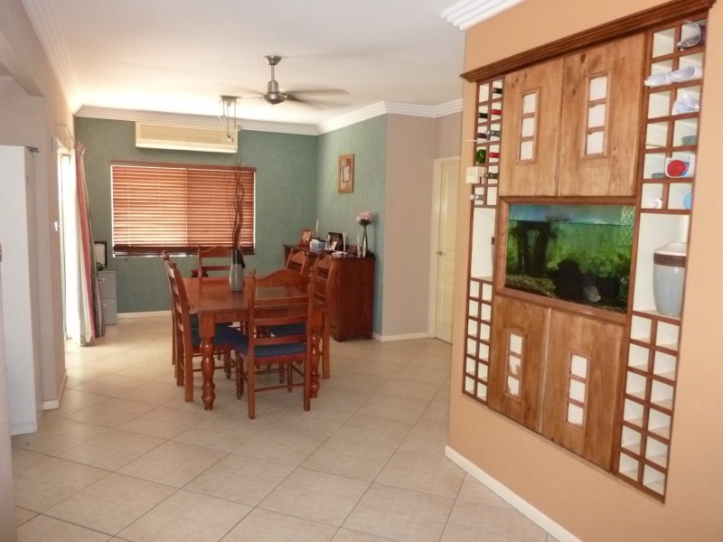 11 Eddy Street, Clifton Beach QLD 4879