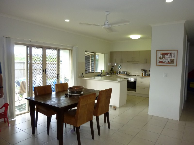 2 Floreat Close, Kewarra Beach QLD 4879