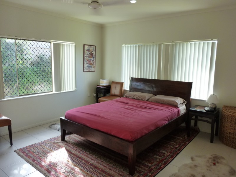 2 Floreat Close, Kewarra Beach QLD 4879