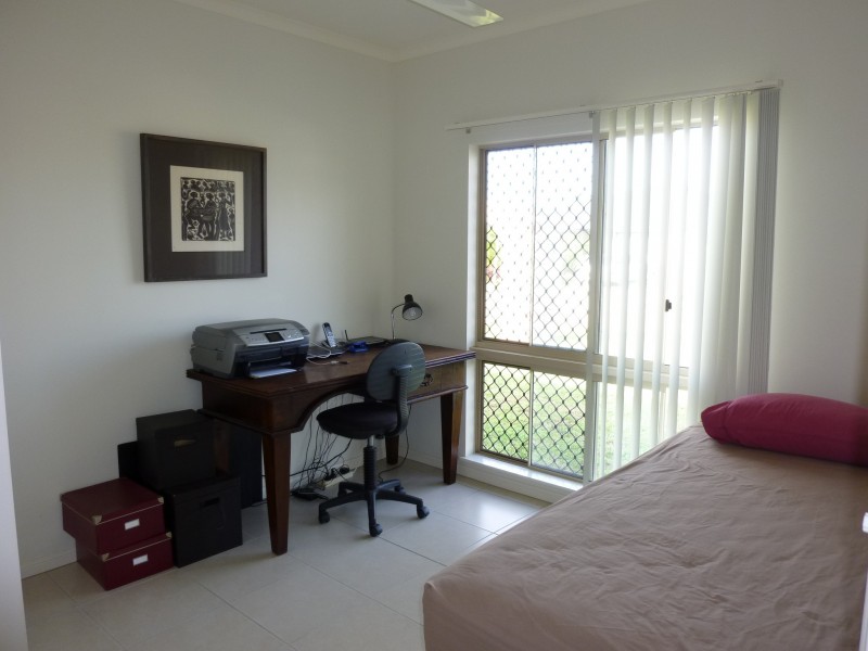 2 Floreat Close, Kewarra Beach QLD 4879