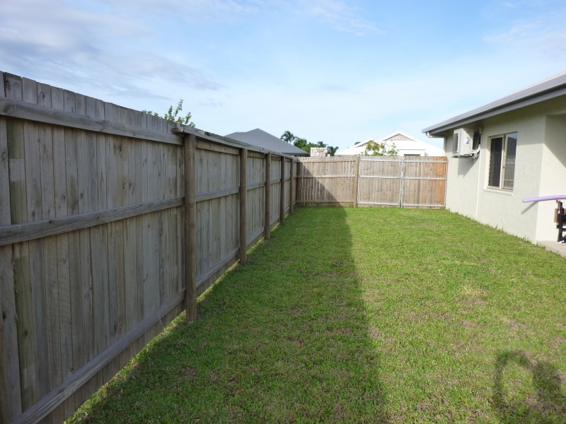 2 Floreat Close, Kewarra Beach QLD 4879