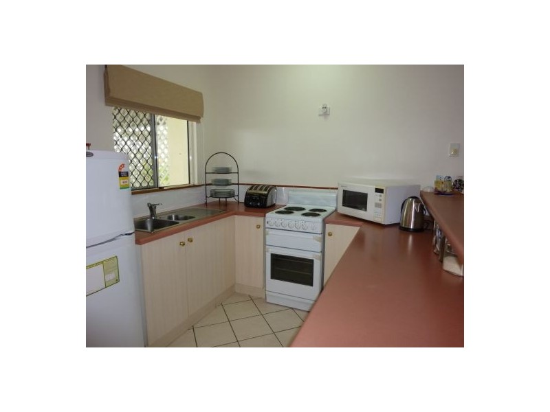 1/32 Oliva Street, Palm Cove QLD 4879
