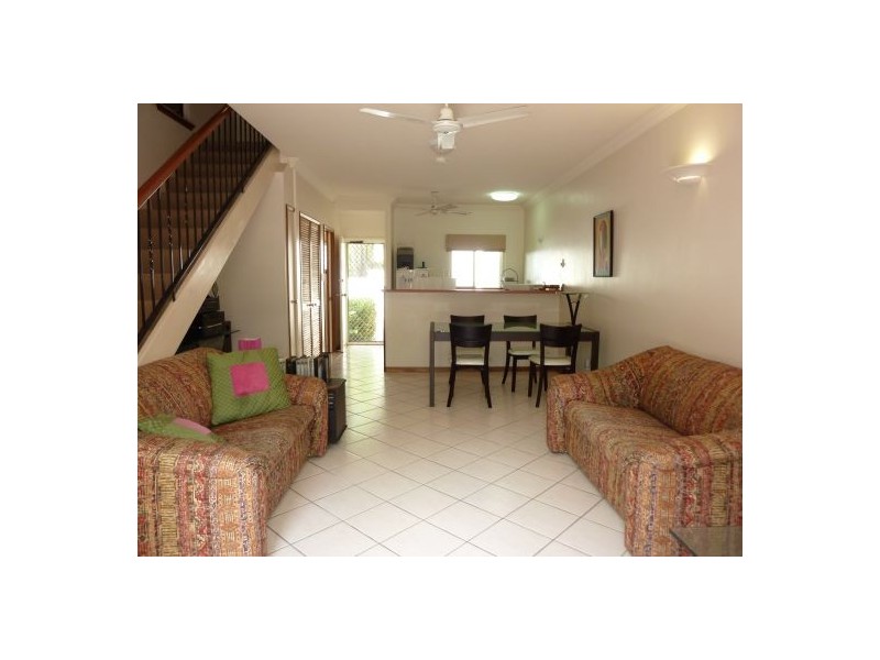 1/32 Oliva Street, Palm Cove QLD 4879