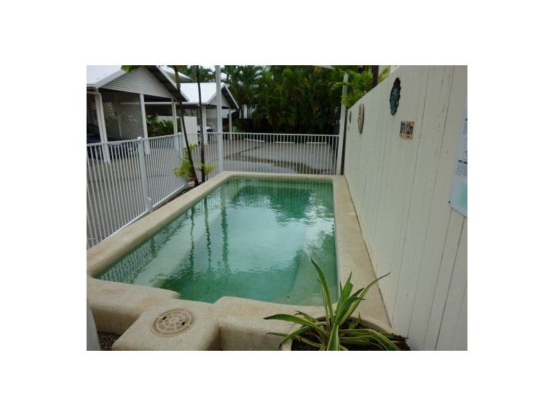 1/32 Oliva Street, Palm Cove QLD 4879