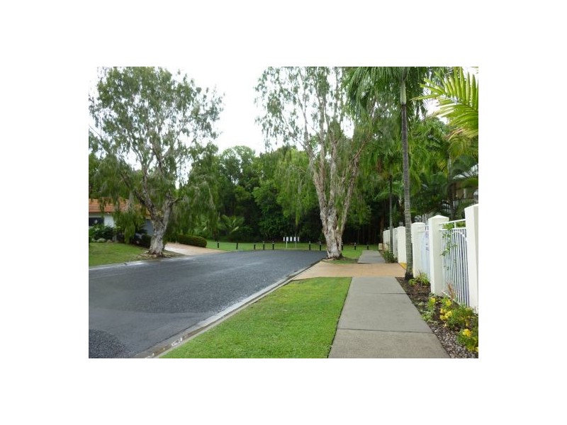 1/32 Oliva Street, Palm Cove QLD 4879