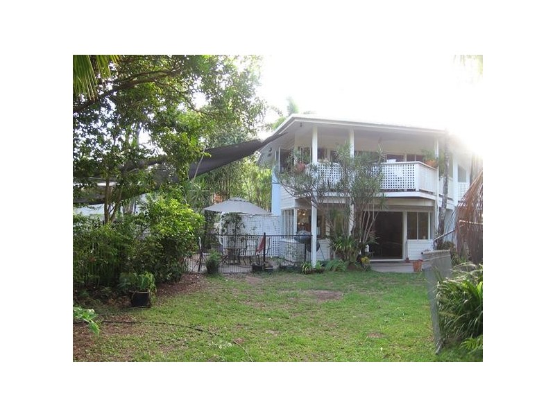 Clifton Beach QLD 4879