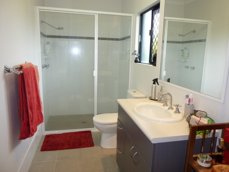 11 Imooya Place, Trinity Park QLD 4879