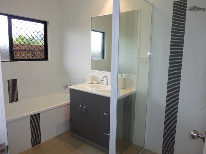 11 Imooya Place, Trinity Park QLD 4879