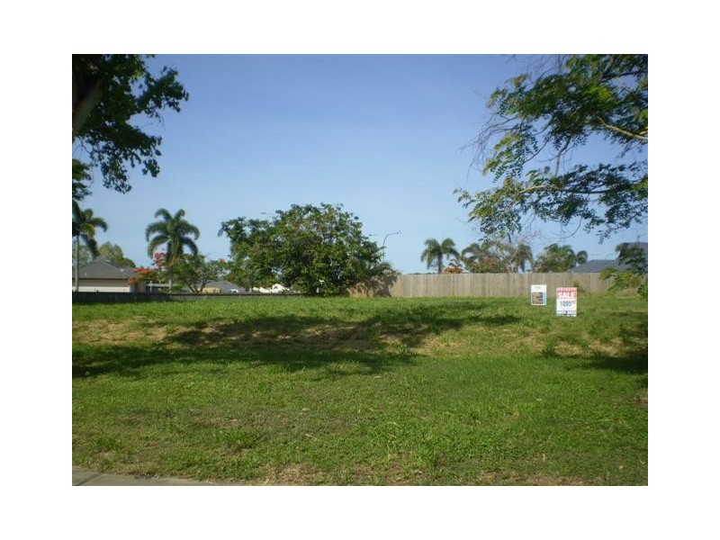 74 MOORE ROAD, Kewarra Beach QLD 4879