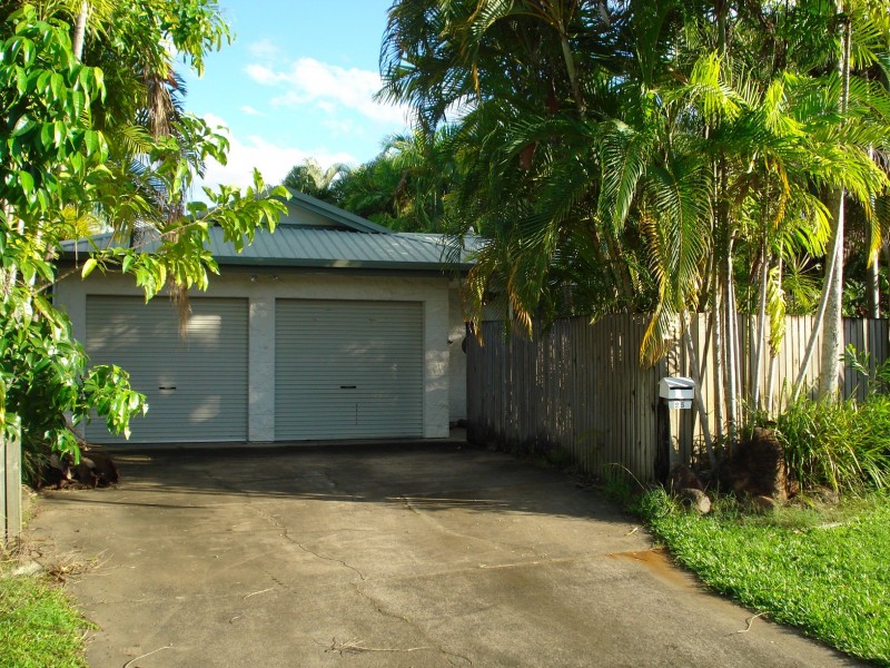 25 Albatross Street, Kewarra Beach QLD 4879