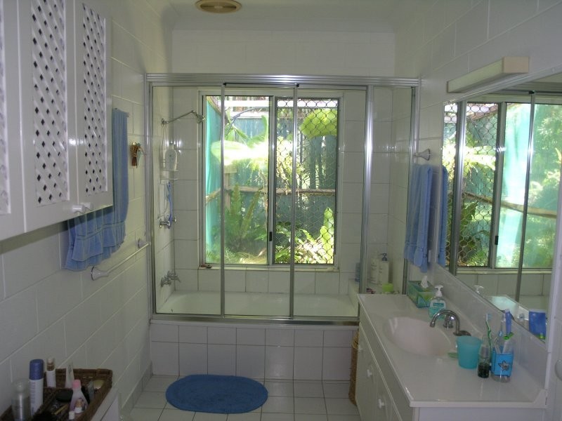 25 Albatross Street, Kewarra Beach QLD 4879