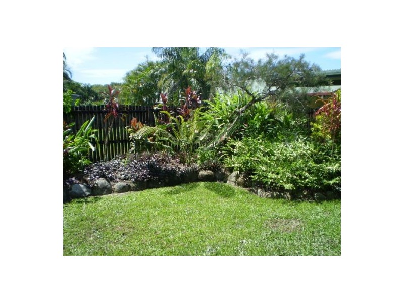 1 CABARITA STREET, Kewarra Beach QLD 4879