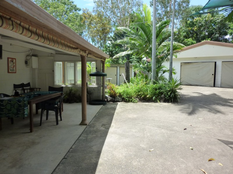 13 Bataan Close, Trinity Park QLD 4879