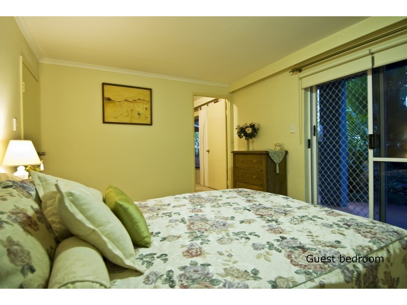 2 GANNET STREET, KEWARRA BEACH, Cairns QLD 4870