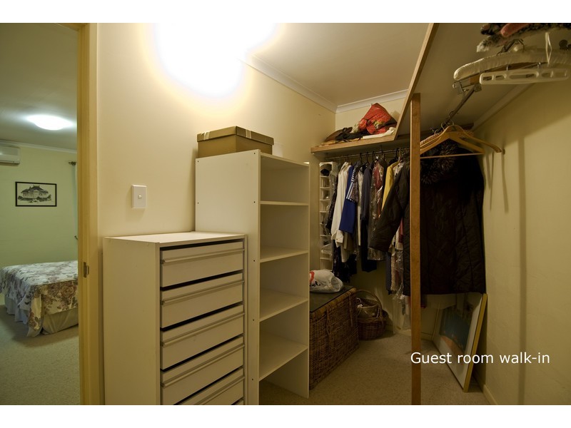 2 GANNET STREET, KEWARRA BEACH, Cairns QLD 4870