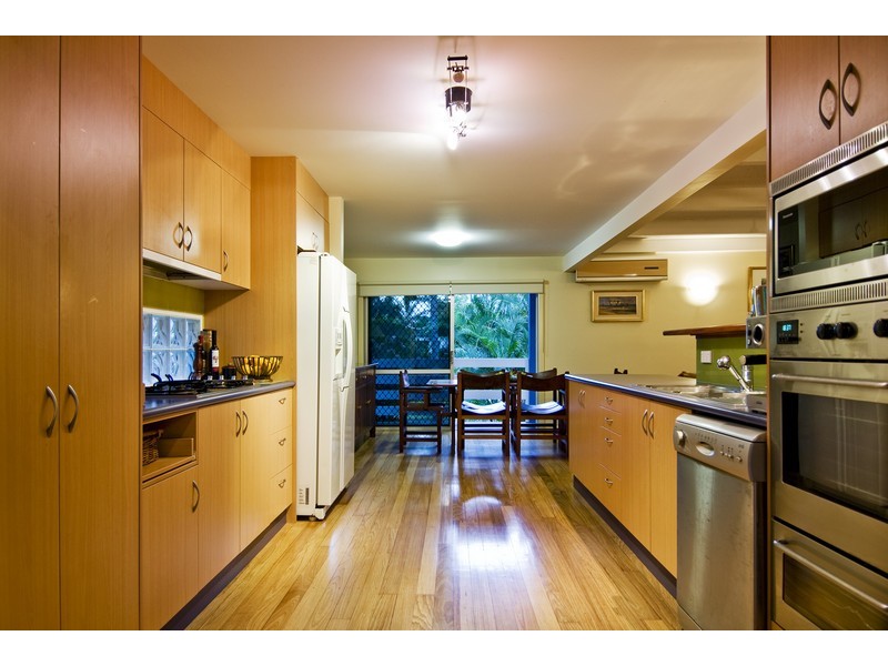 2 GANNET STREET, KEWARRA BEACH, Cairns QLD 4870