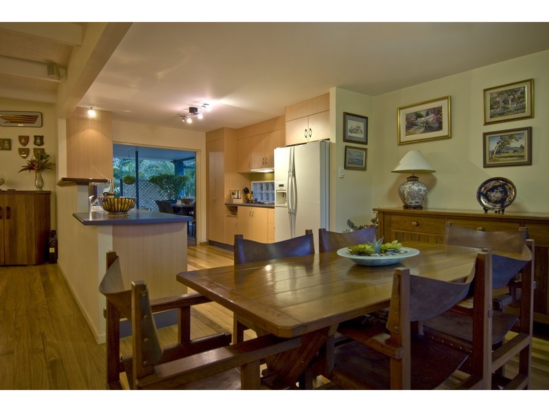 2 GANNET STREET, KEWARRA BEACH, Cairns QLD 4870