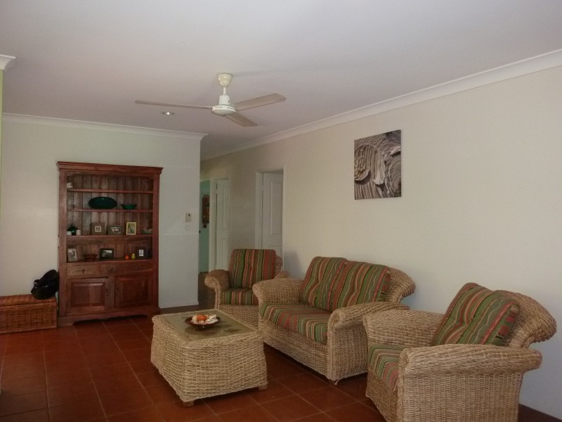 9 Ilse Close, Clifton Beach QLD 4879